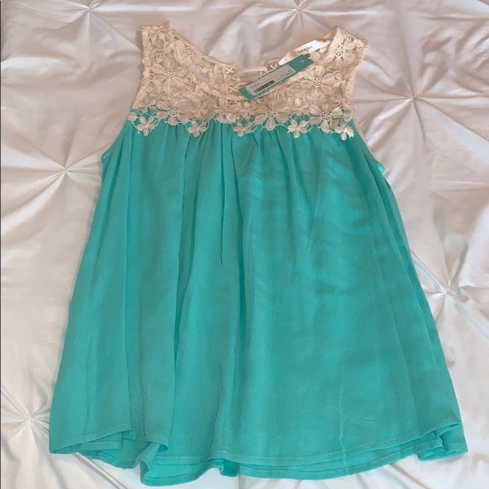 Nicolet Lace Up Back Top